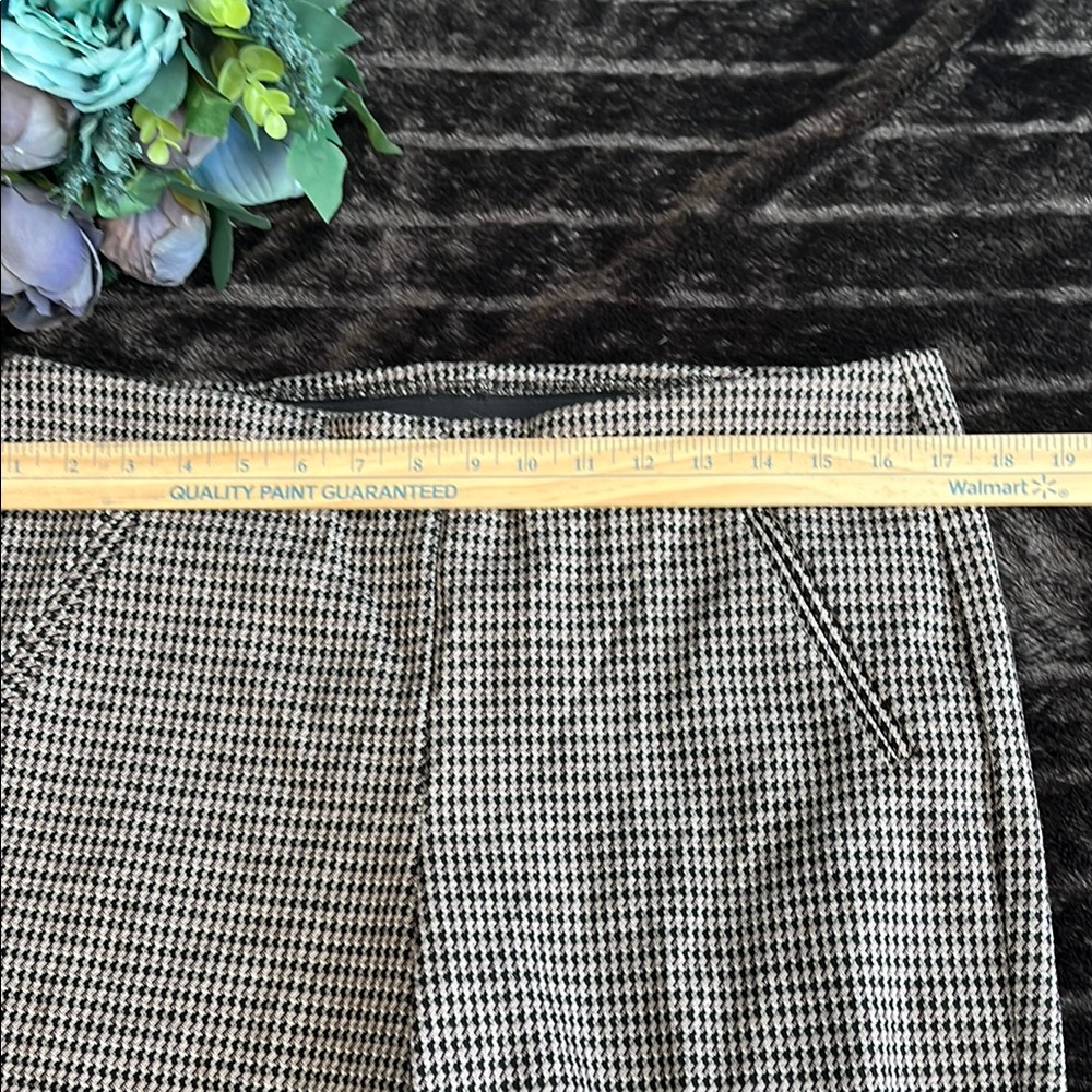 Chic Houndstooth Pants - image 4